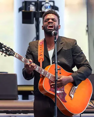 Gary Clark Jr Minneapolis
