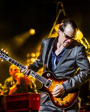 Joe Bonamassa Welch