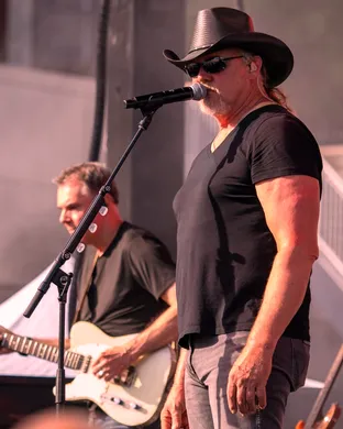 Trace Adkins Castle Rock